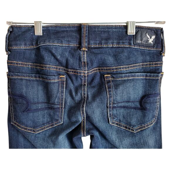 AMERICAN EAGLE Women's Size 2 Jeans Artist Crop Super Stretch Logo Waist 26" - Picture 6 of 8